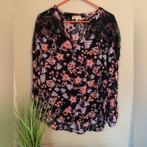Democracy long sleeve blouse. Floral print with lace over top. Size M.